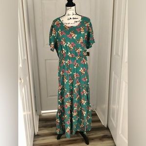 Nemidor Plus Size Collection Green Maxi Dress Floral Print Pockets Size 20 NWT